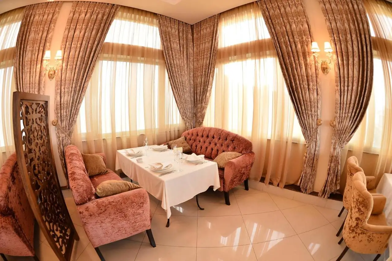 East Legend Hotel