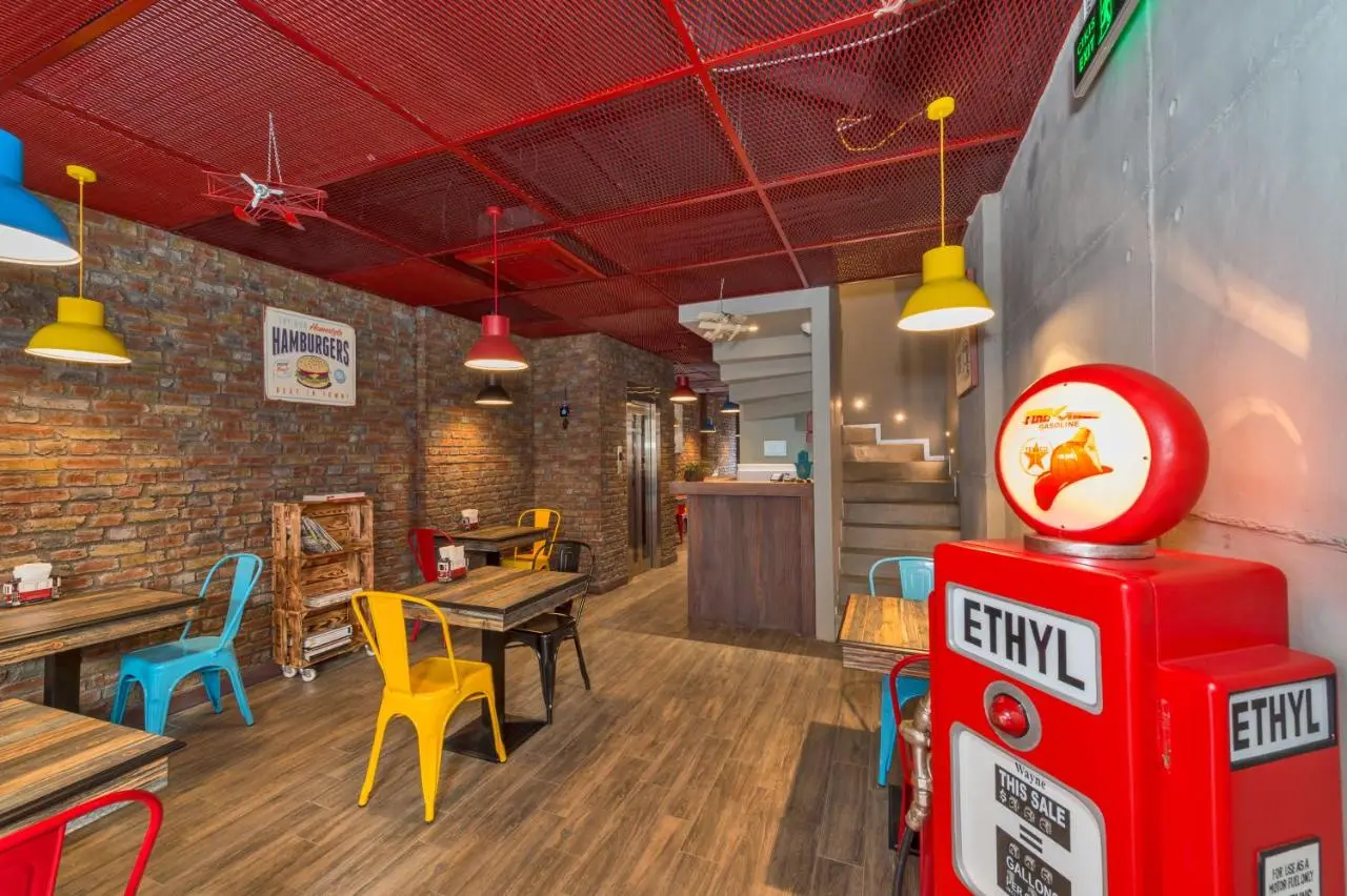 Taksim Istanbul Nis Hotel - Istiklal Street