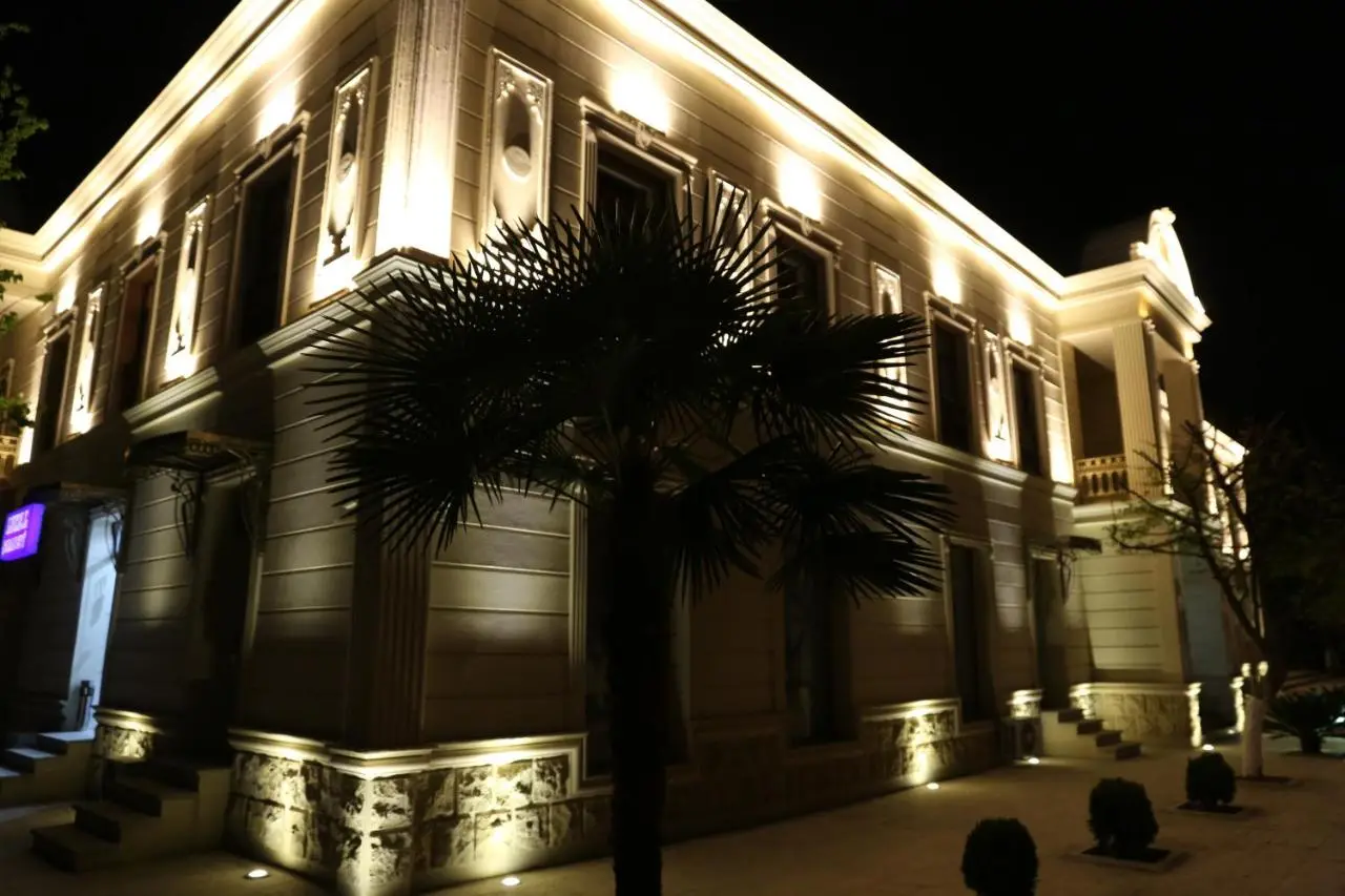 Luxe Lankaran Hotel