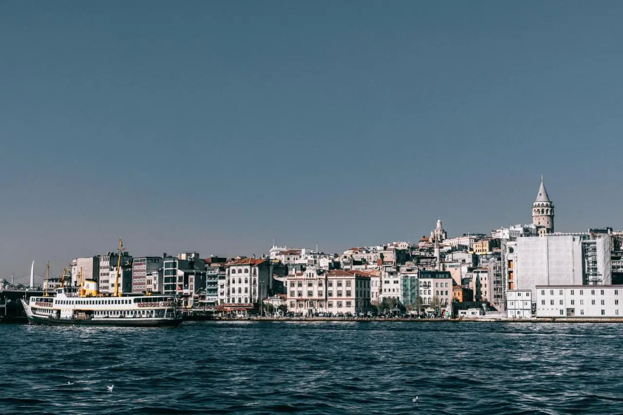 Grand Halic Goldenhorn