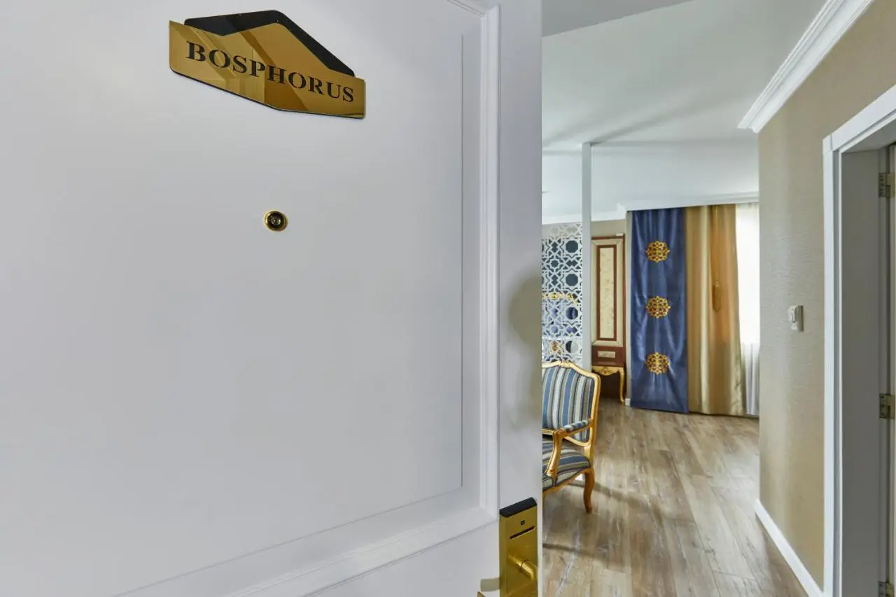Seres Hotel Old City