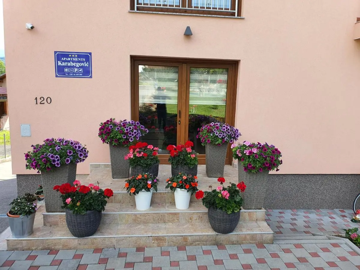 Apartments Karabegovic