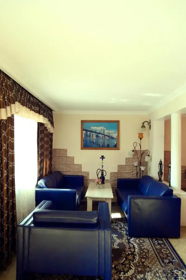 Hotel Harmony