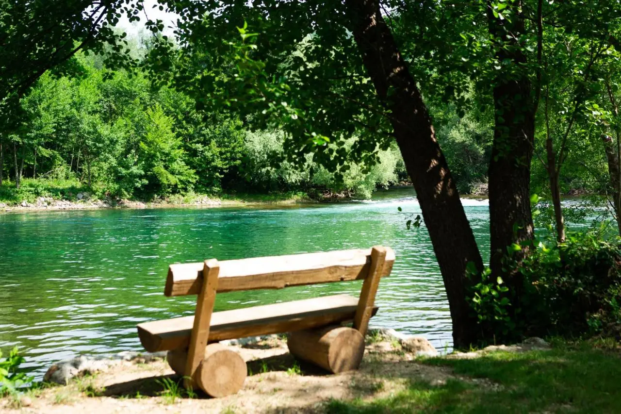 Riverside Cabin Pisak