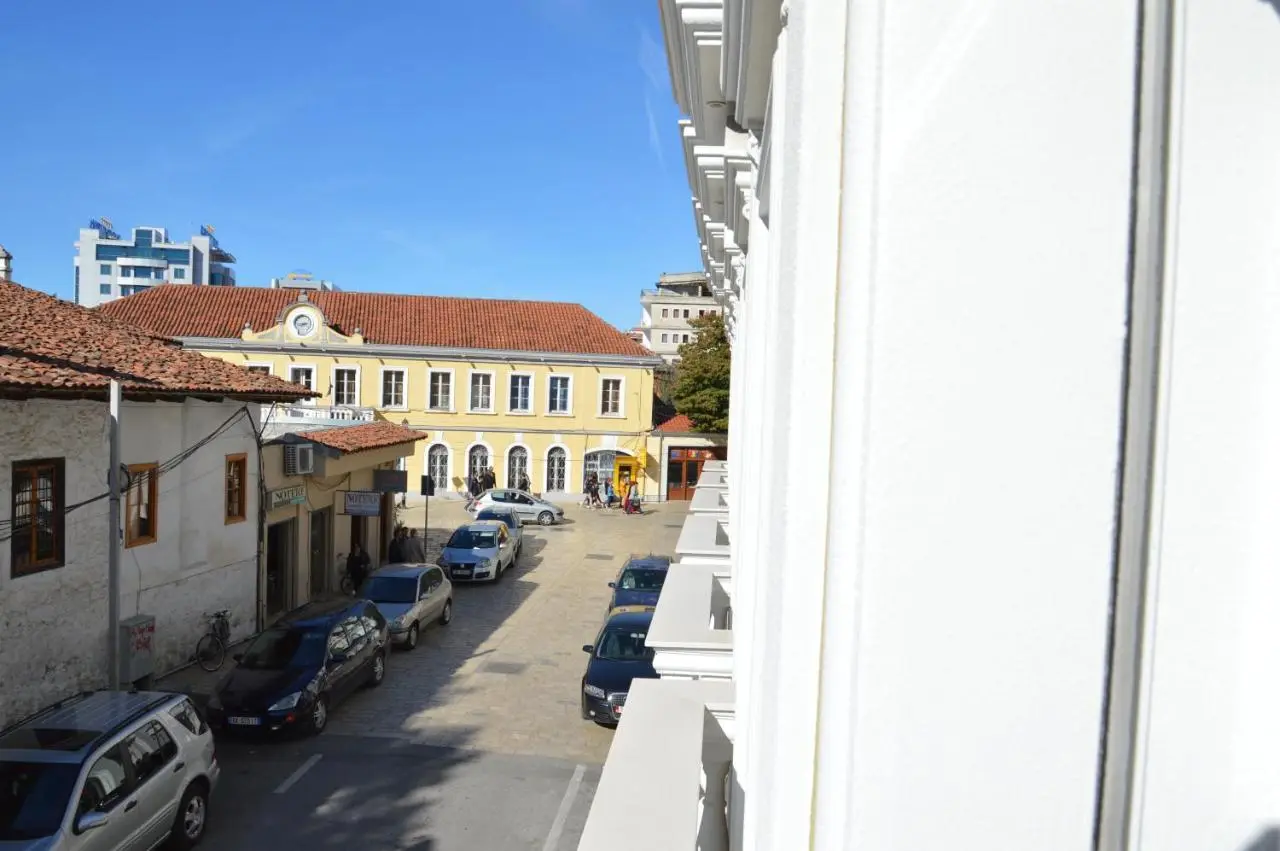 Alis Hotel