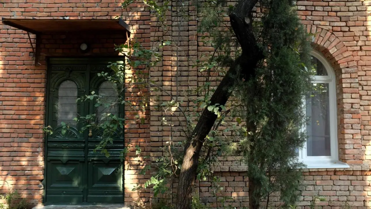 Funicular Inn Apartments
