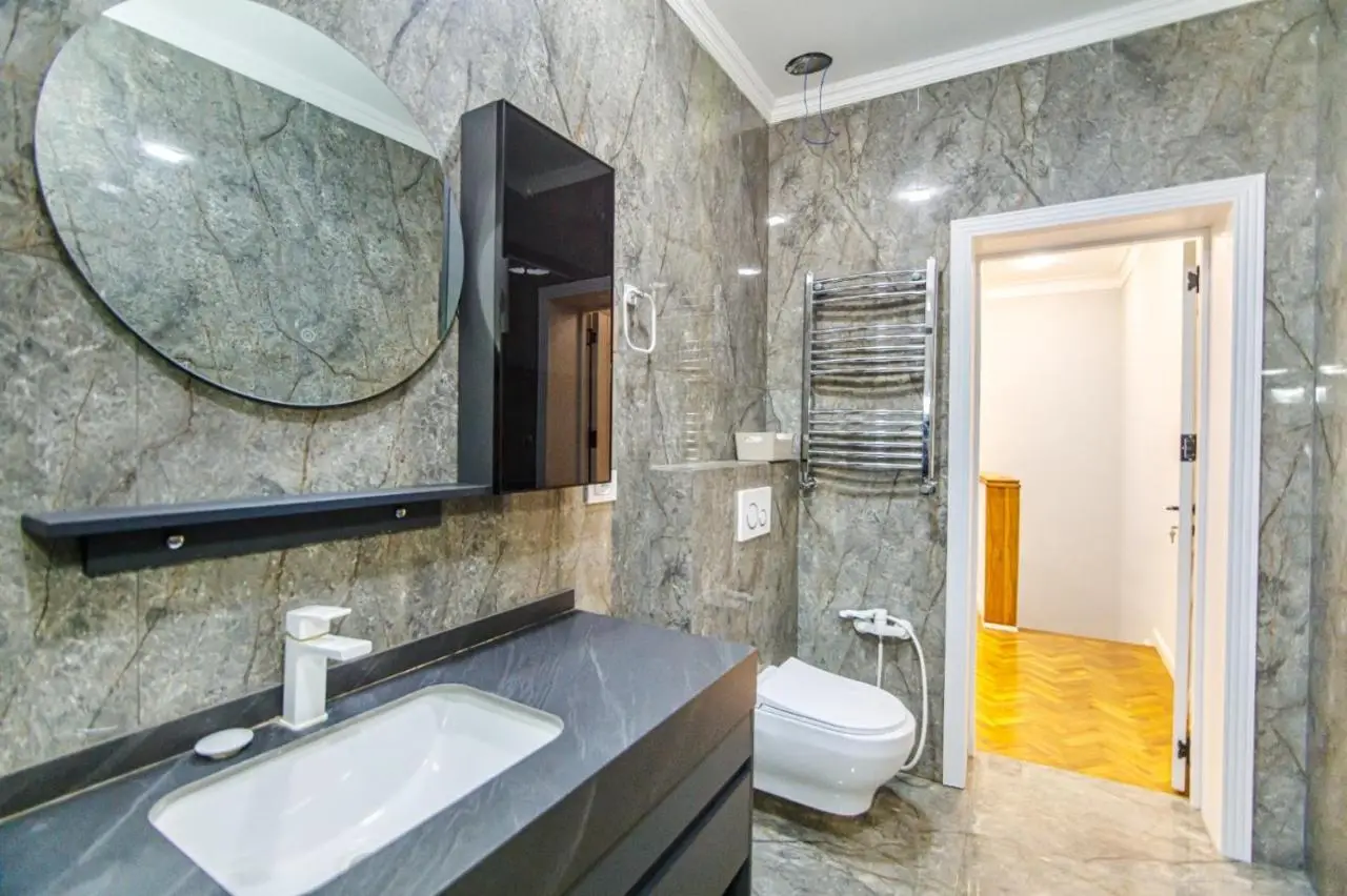 Nizami Street New Apartment Mojo