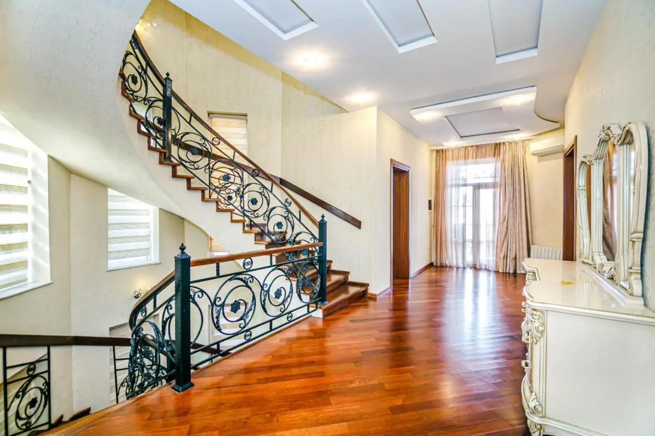 Deluxe villa Baku
