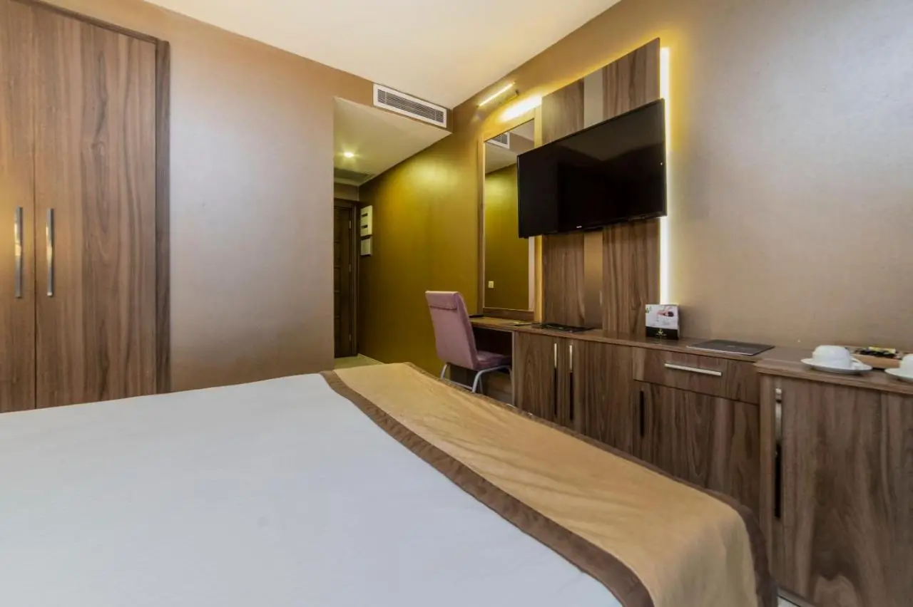 Royal Capital Thermal & Spa Hotel