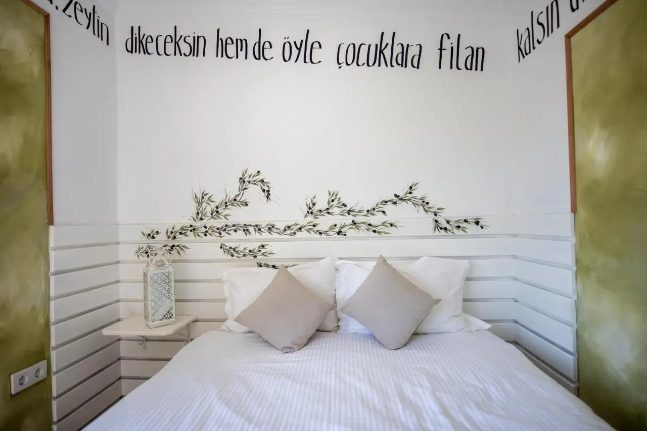 Beyaz Ev Agva - Adult only +15