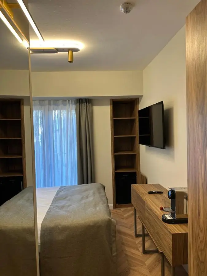 Iris Han Hotel