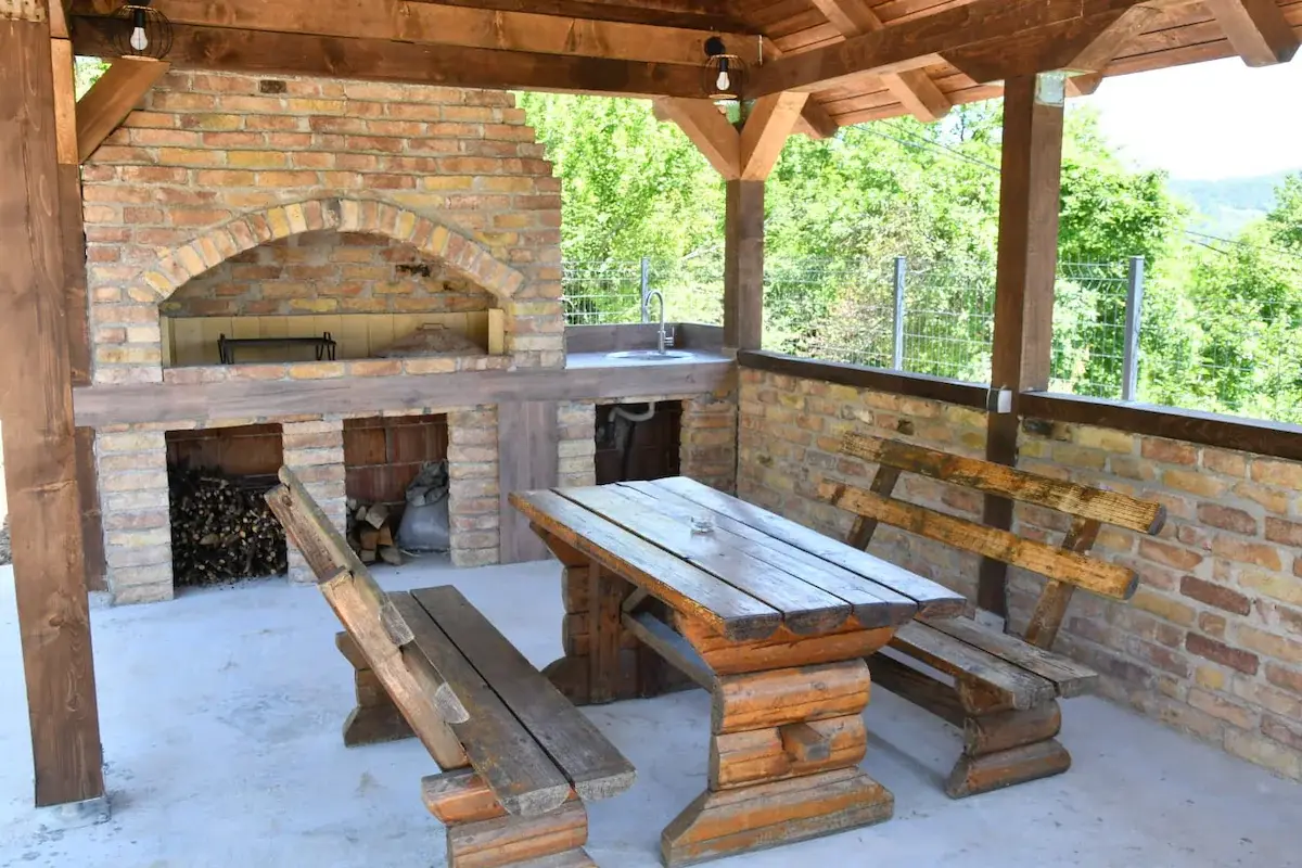 Family  Private House w/ Garden & Gazebo|10 Guests