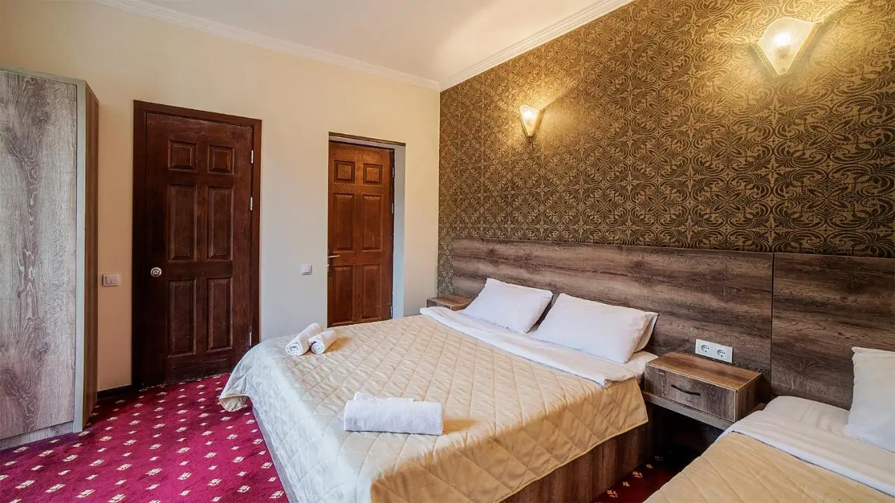 Orange Hotel