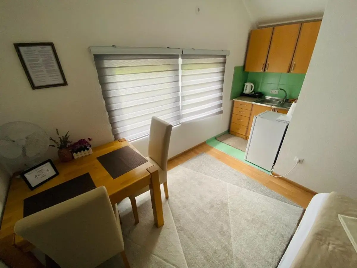 Unaqua Apartments