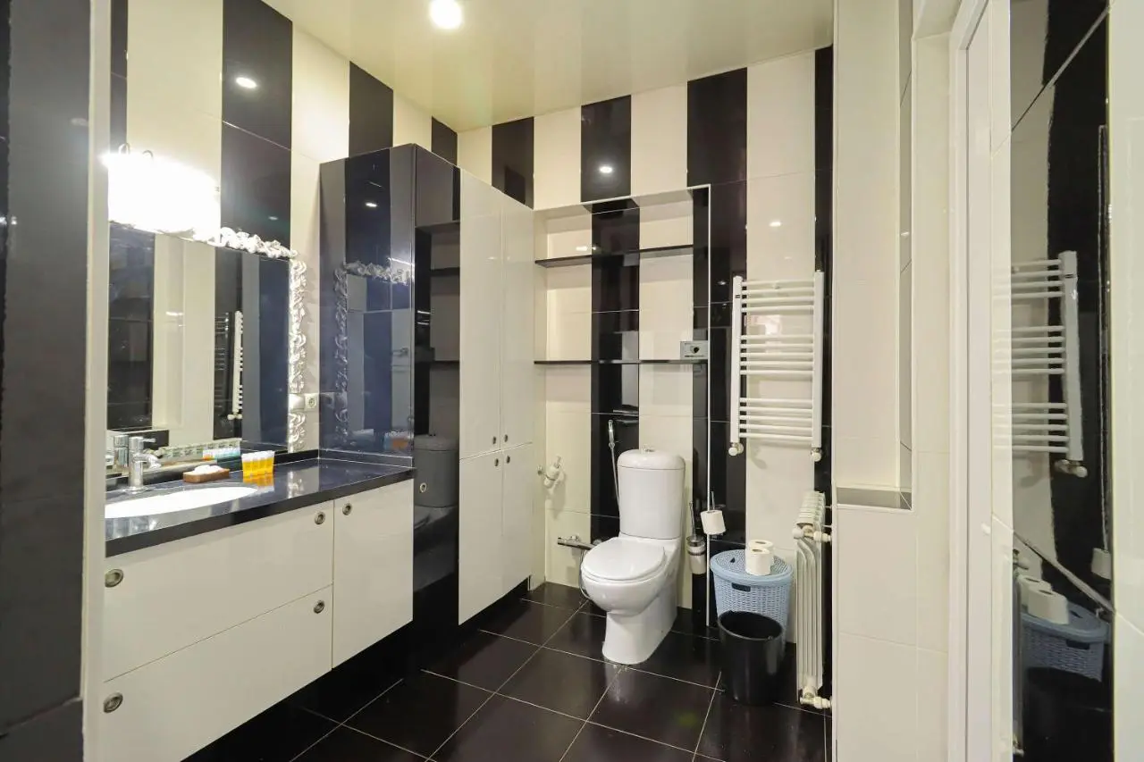 Wehost Duplex Near Rustaveli Avenue
