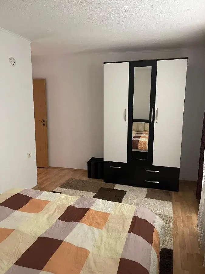 Muzur Apartment