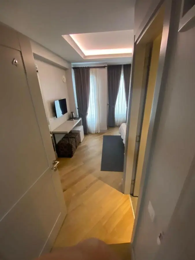 KONAK BELLA 3