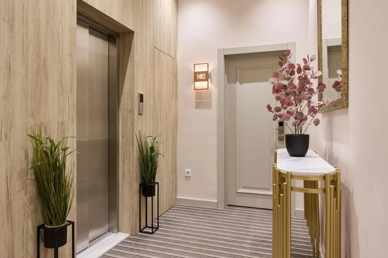 Grand Park Residence Hotel