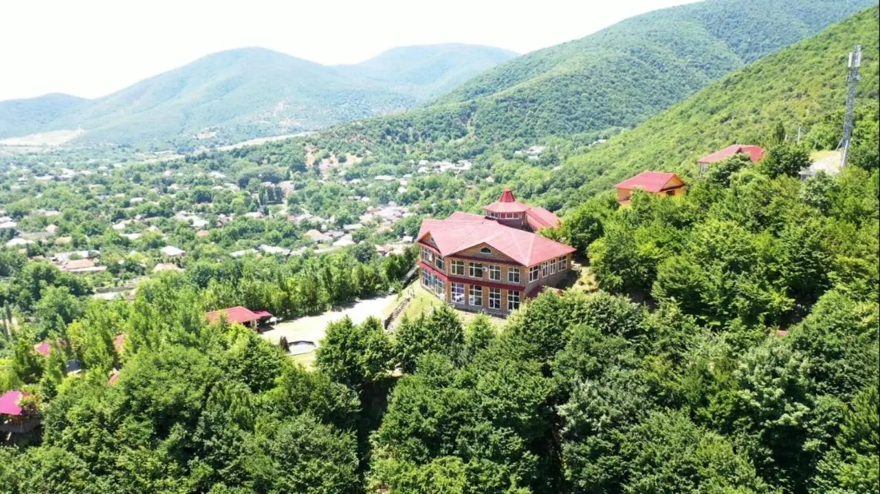 Kungut Hotel & Restaurant