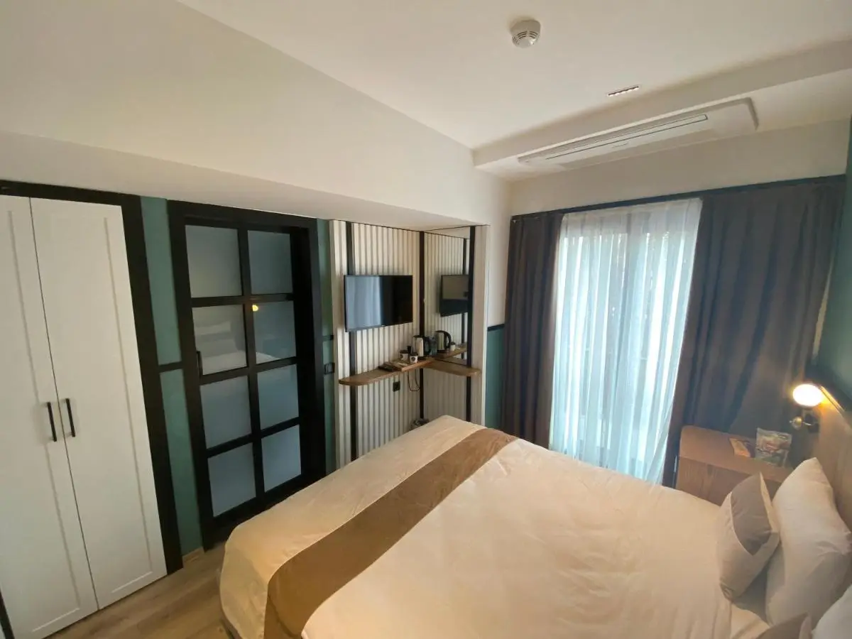 Fragments Hotel