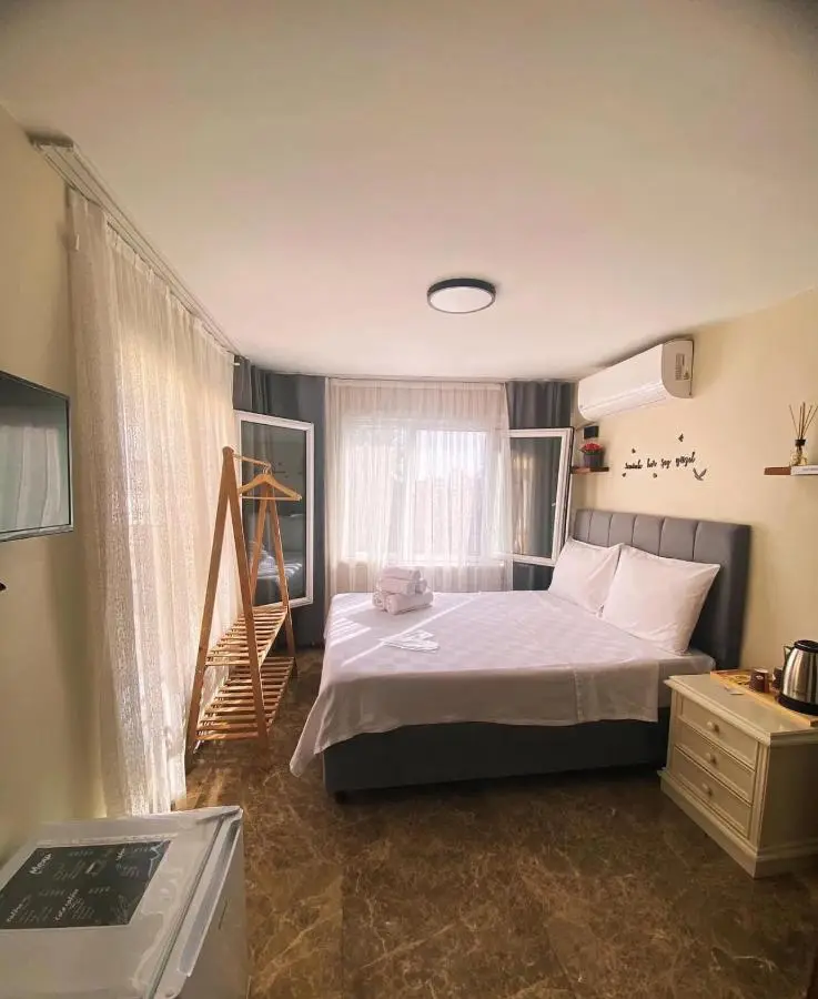 Büyükada Çarşı Pansiyon