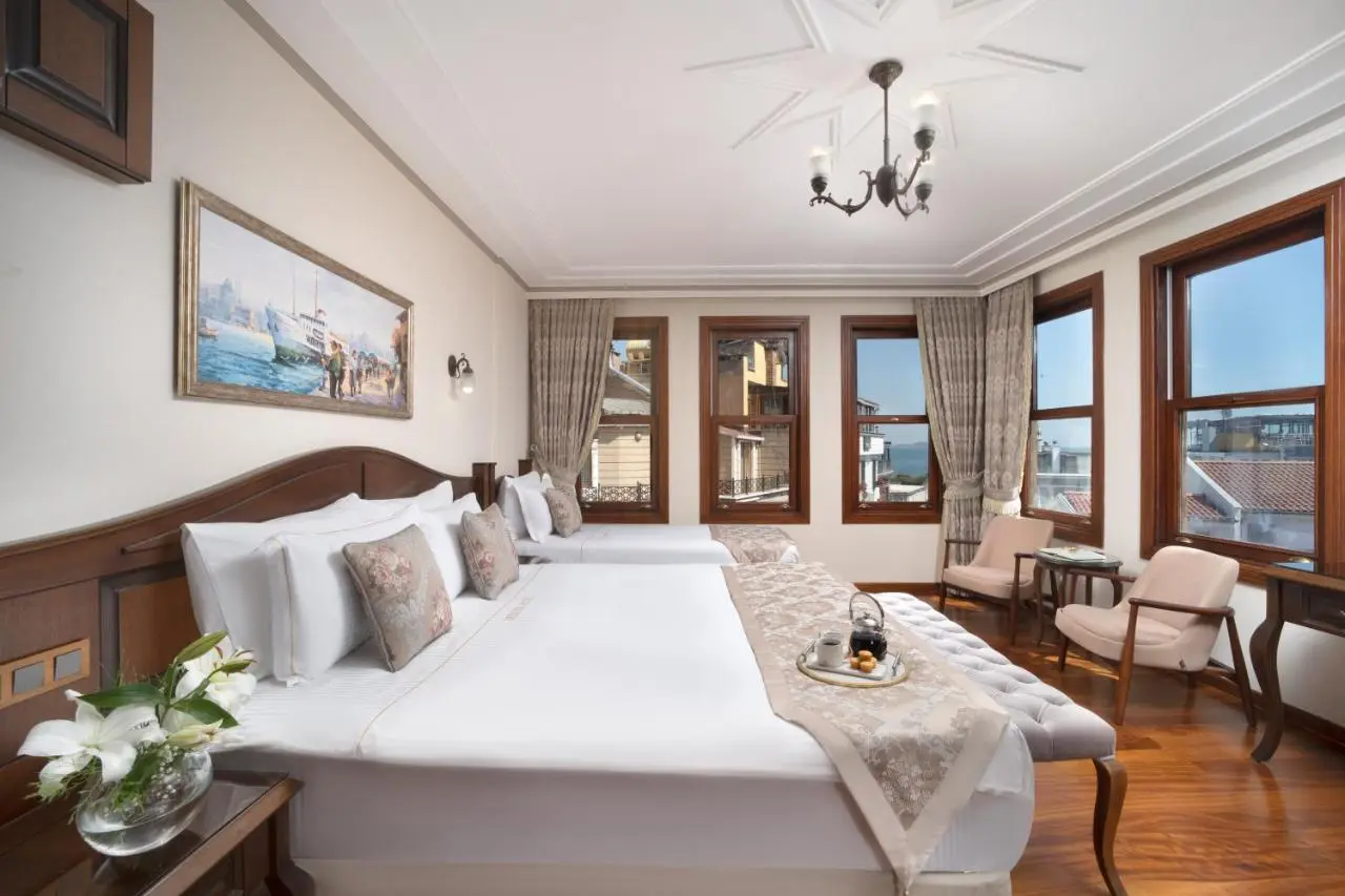 Bender Hotel - Old City