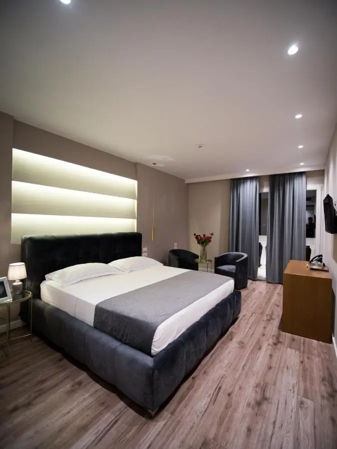 Light Hotel