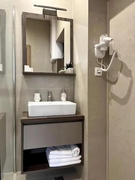 Rina Apartments