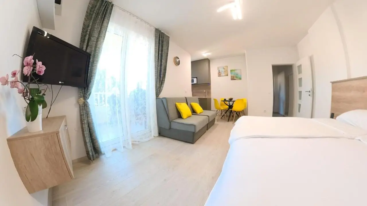 Studio Apartment Mia - free parking