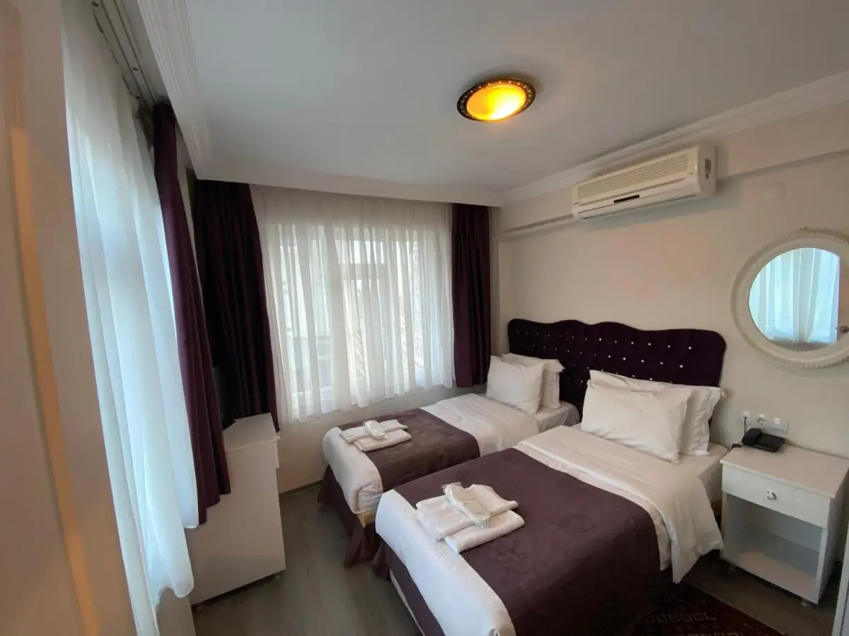 Spinel Hotel - Old City