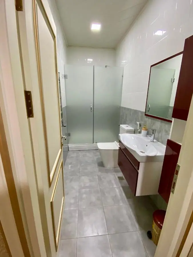 Deluxe Family Hotel