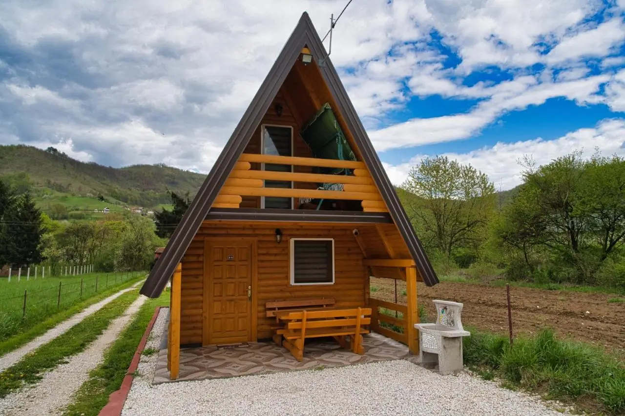 Pyramid Energy House