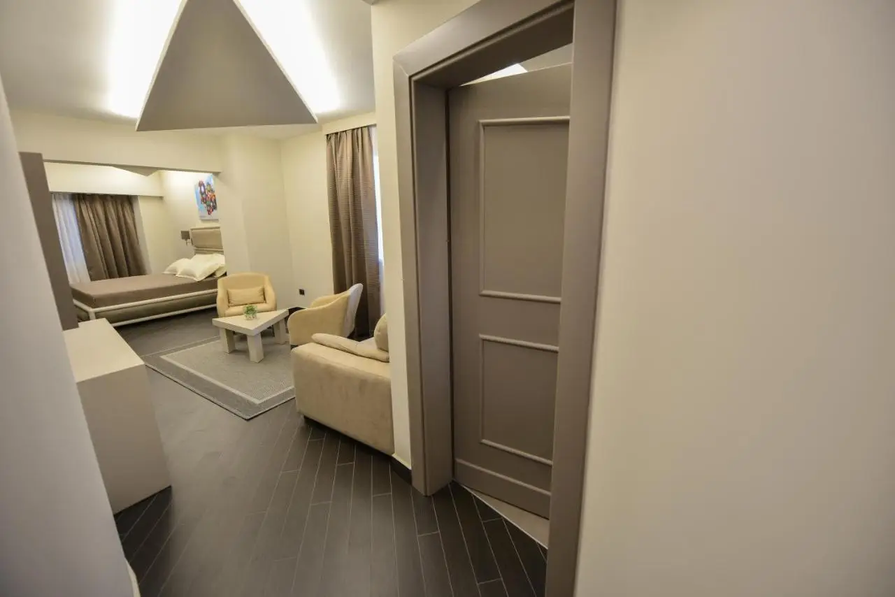 Petit Hotel Elita