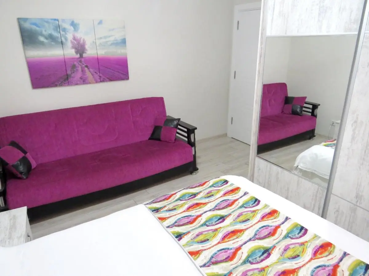Istanberry - Paradise Two-Bedroom Apartments with Elevator
