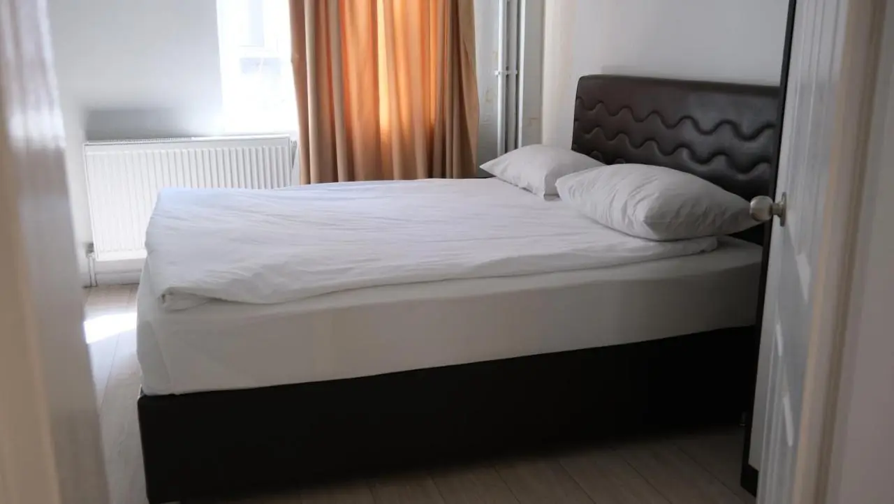 Simon Hotel
