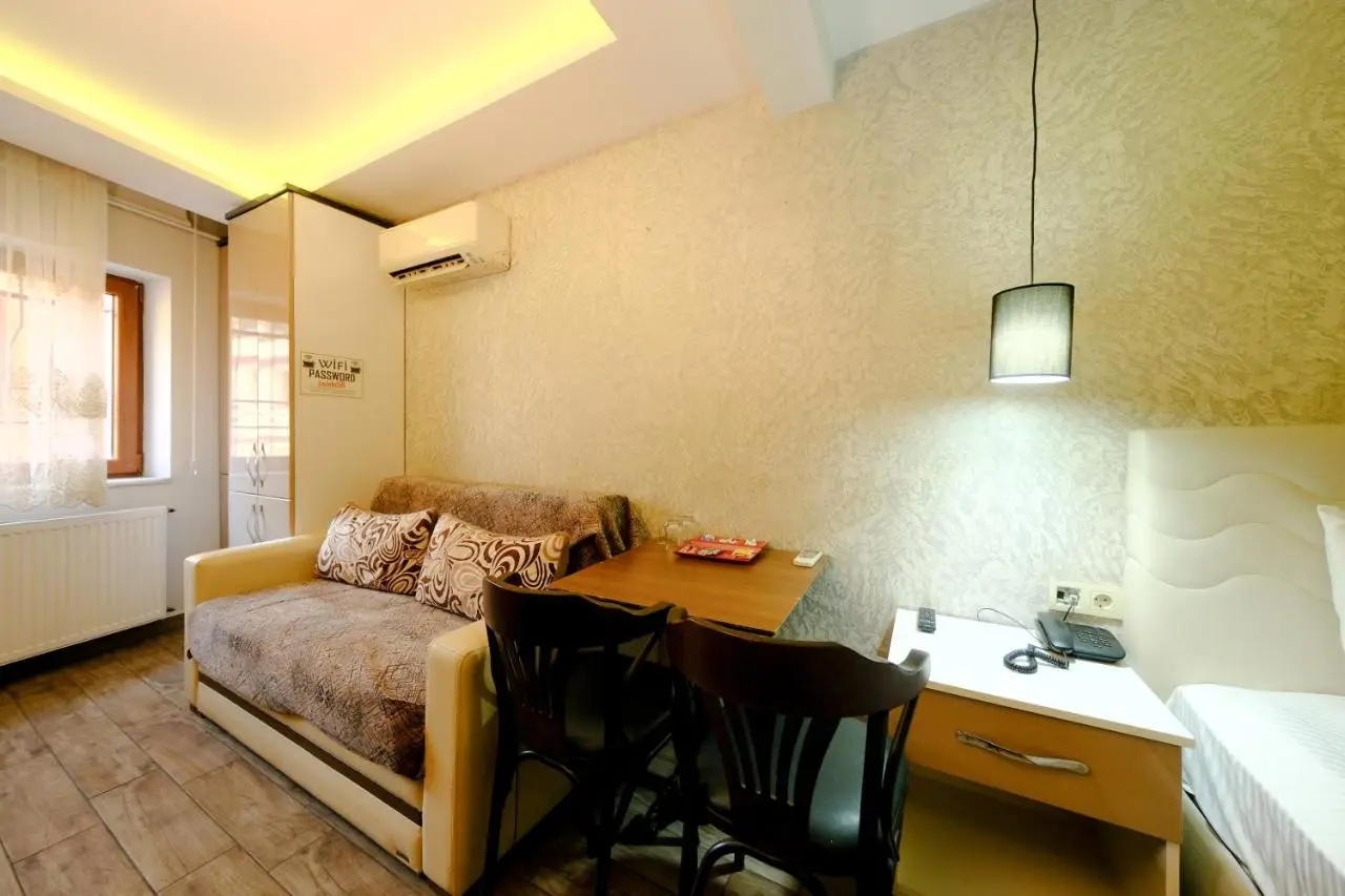 Taksim Celebi Suites