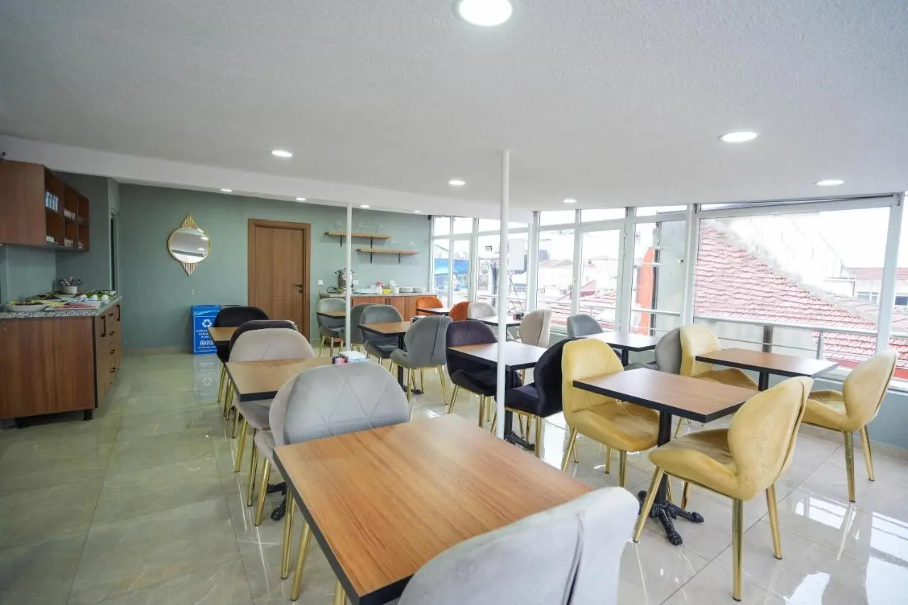 Luka Suit Hotel