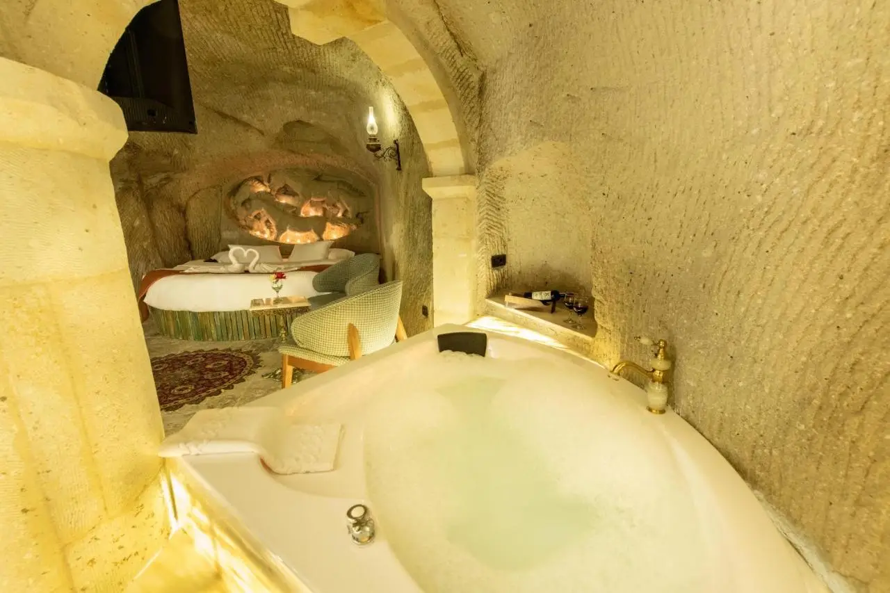 Foremanson Cave Hotel