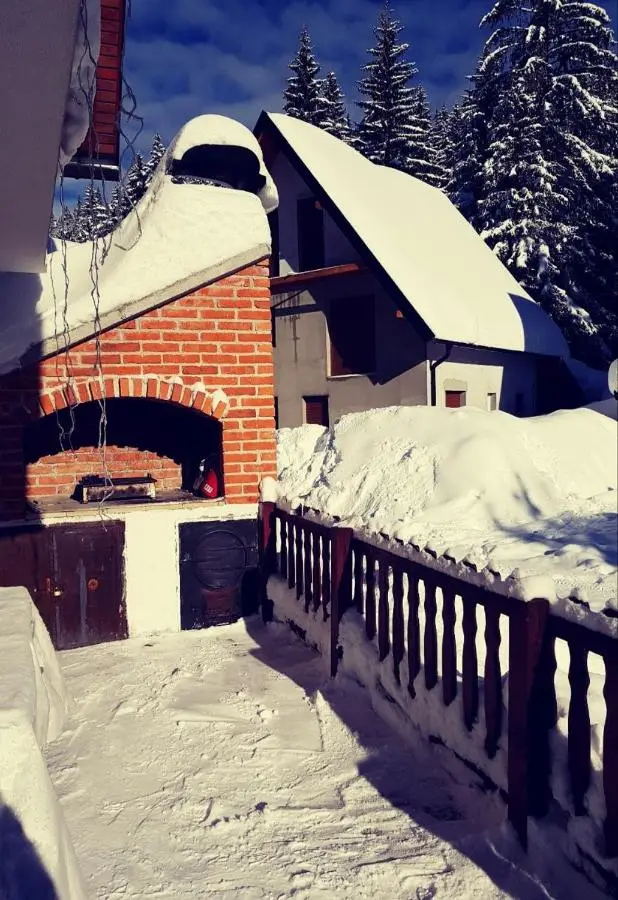 Vikend Kuća Iman