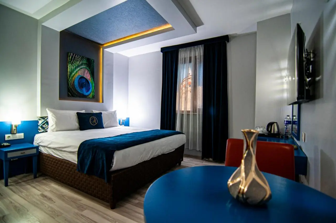 Lapis Inn Hotel & Spa ( Ex. Ambassador Hotel)
