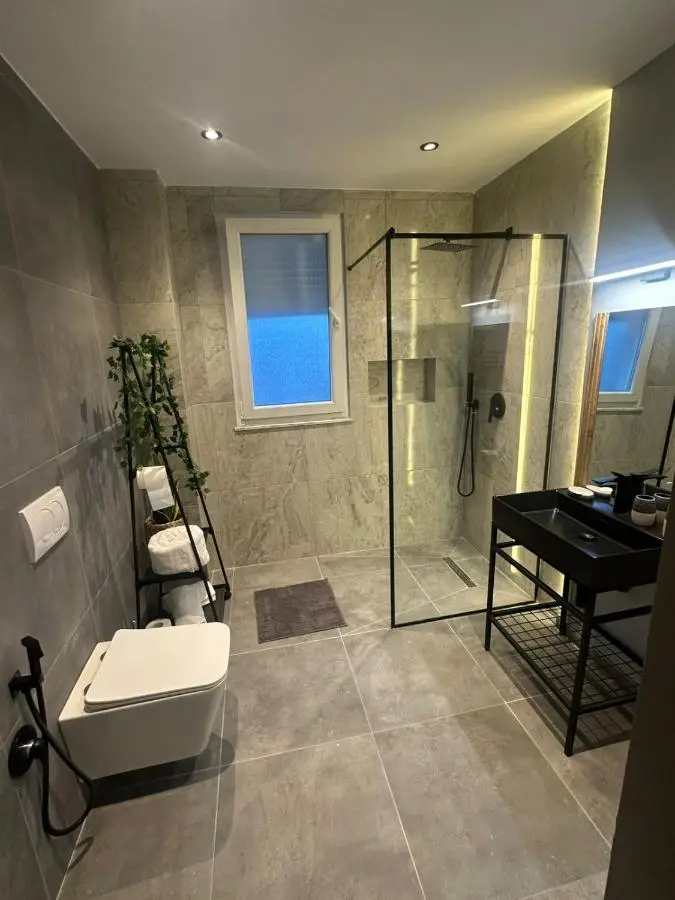 CastleView Suites
