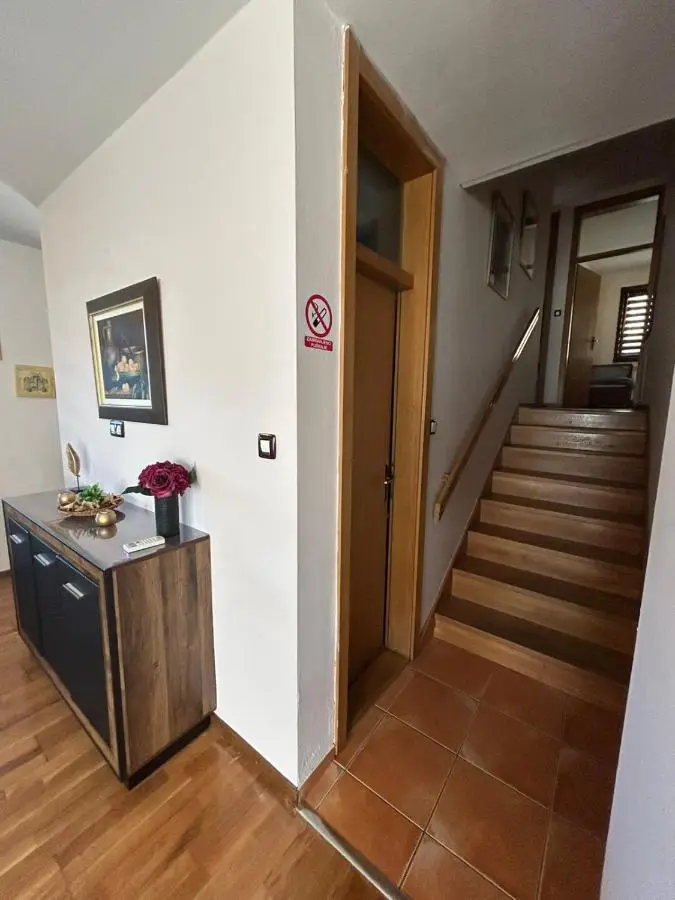 Premium Apartment