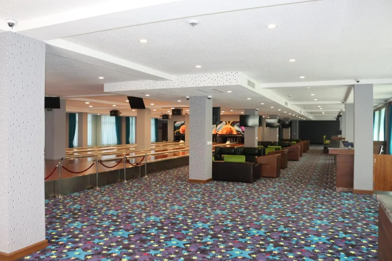 El Resort Hotel