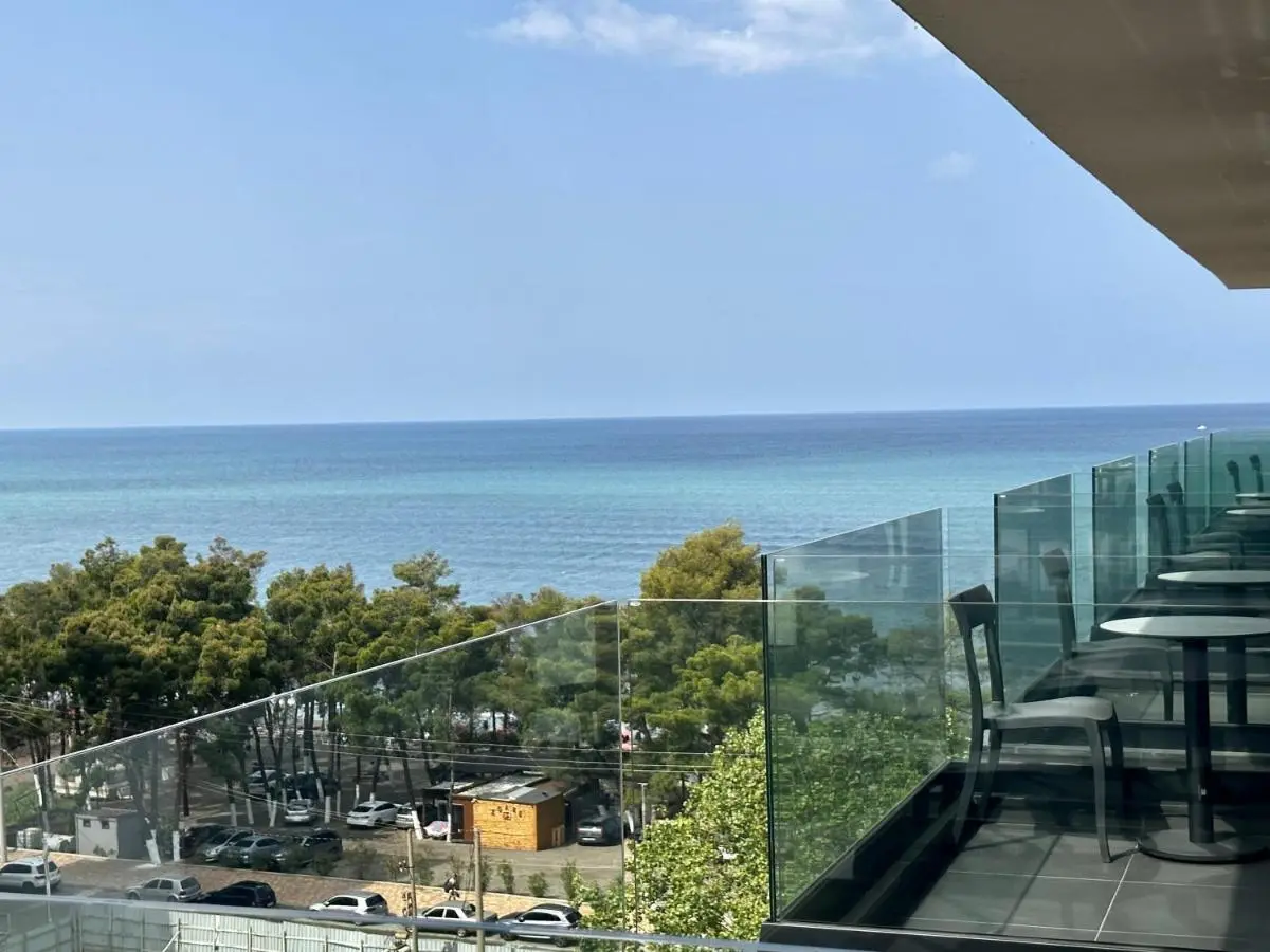 Frojd Kune Resort & Beach Hotel