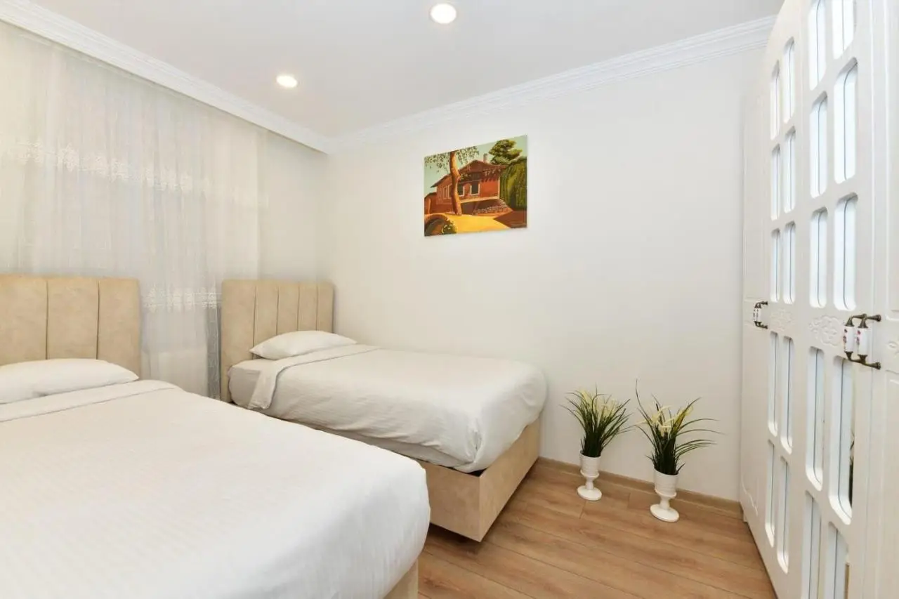 Kardes Apartment