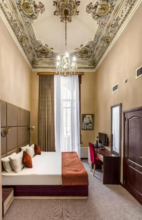 Bella Garden Nizami Hotel