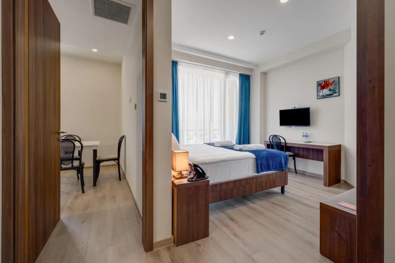 HOTEL WEST TBILISI