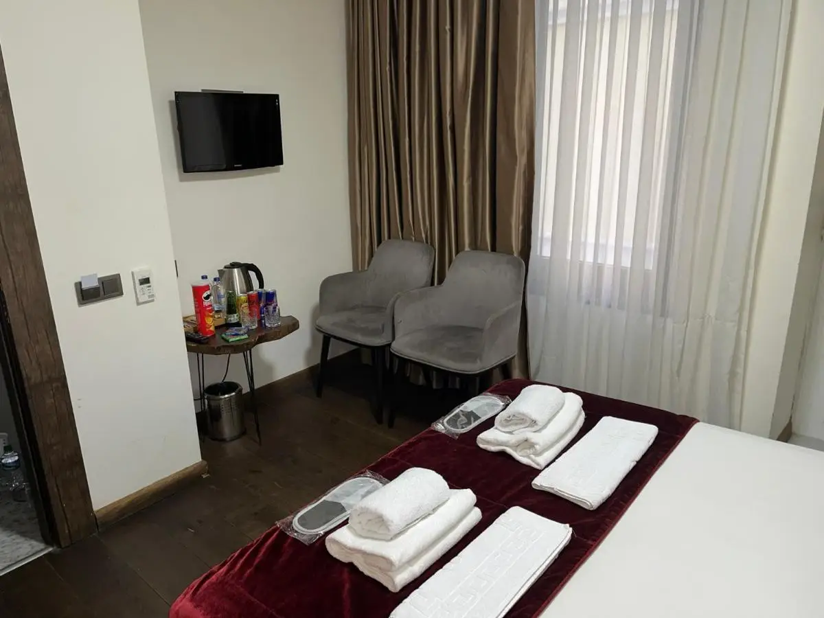 Pandora Hotel