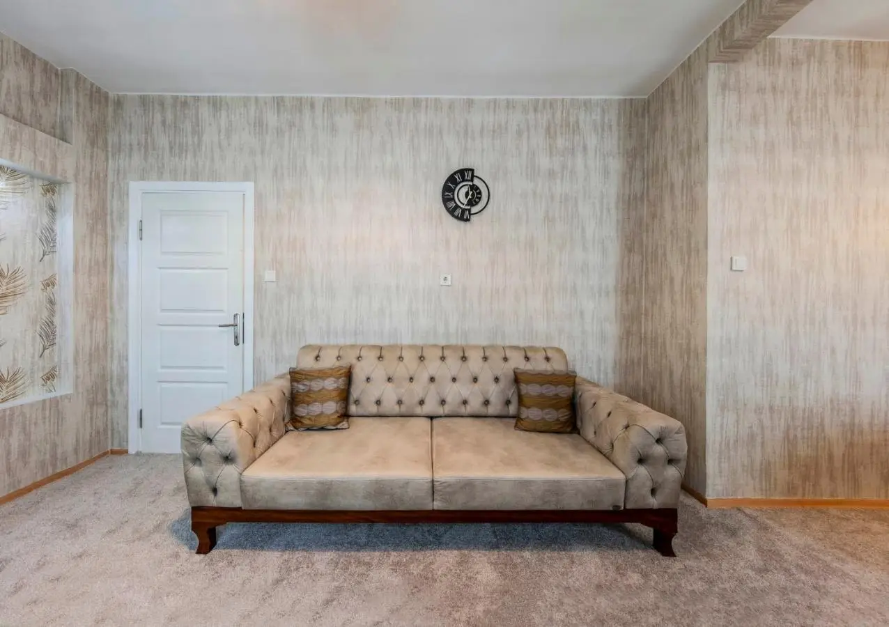 Palas Apartments