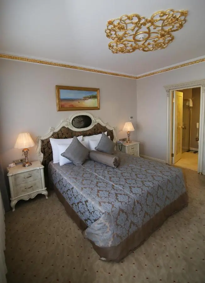 Demir Hotel